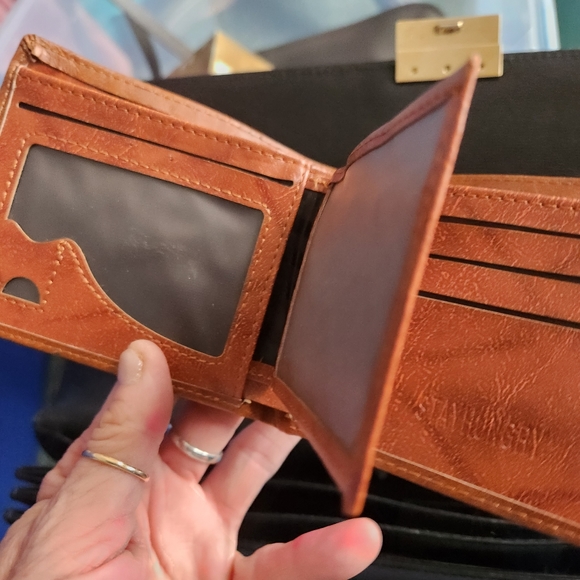Unique $100 Dollar Bill Leather Wallet 😍💲🤑 - Picture 6 of 11